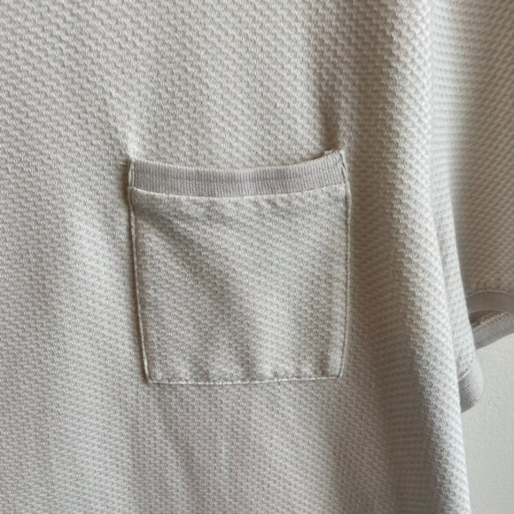 Express Off White Textured Short Sleeve Shirt With Pocket - Picture 6 of 6
